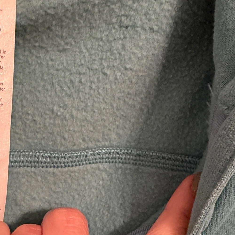 lululemon athletica Scuba Cropped Teal Half-Zip Hoodie - Picture 6 of 6